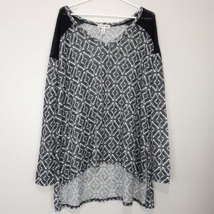 BETHANY MOTA Geometric Tunic Sweater
